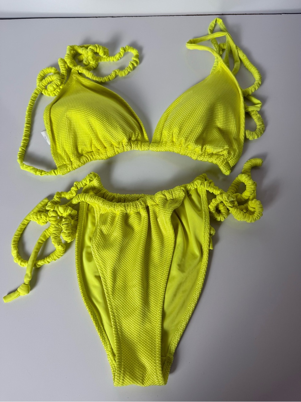 Aerie Neon Yellow Textured Bikini Set Ruched String Swimwear M